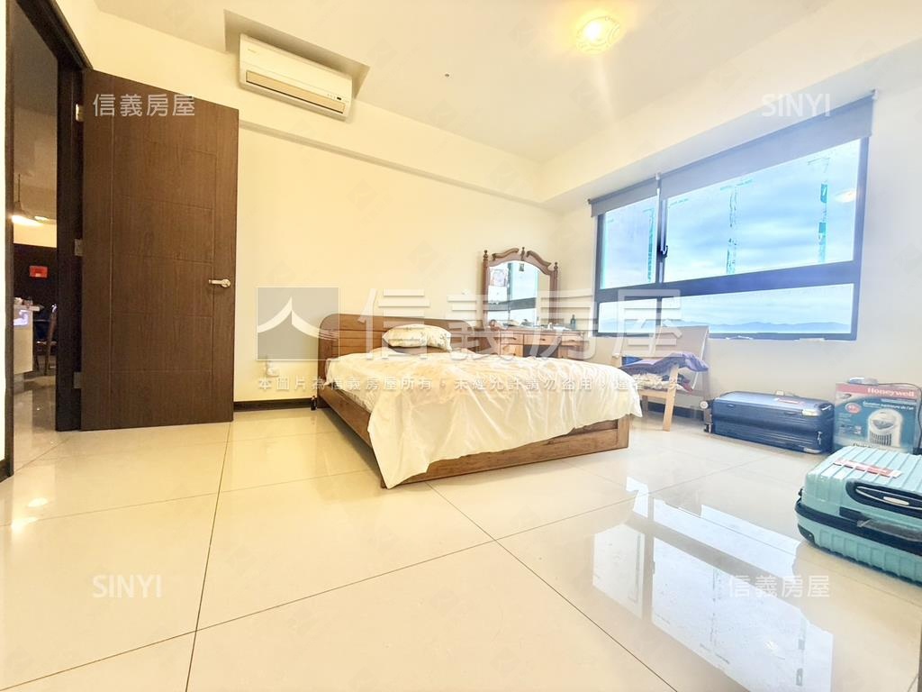 朝南邊間景觀三房稀有釋出房屋室內格局與周邊環境