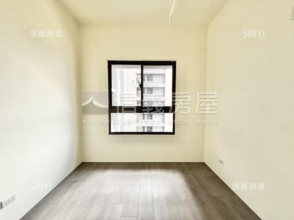 中國醫｜全新｜三房雙車位房屋室內格局與周邊環境