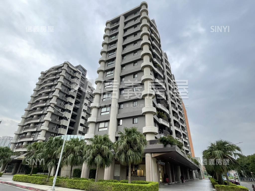 淡水心之界３房雙車位房屋室內格局與周邊環境