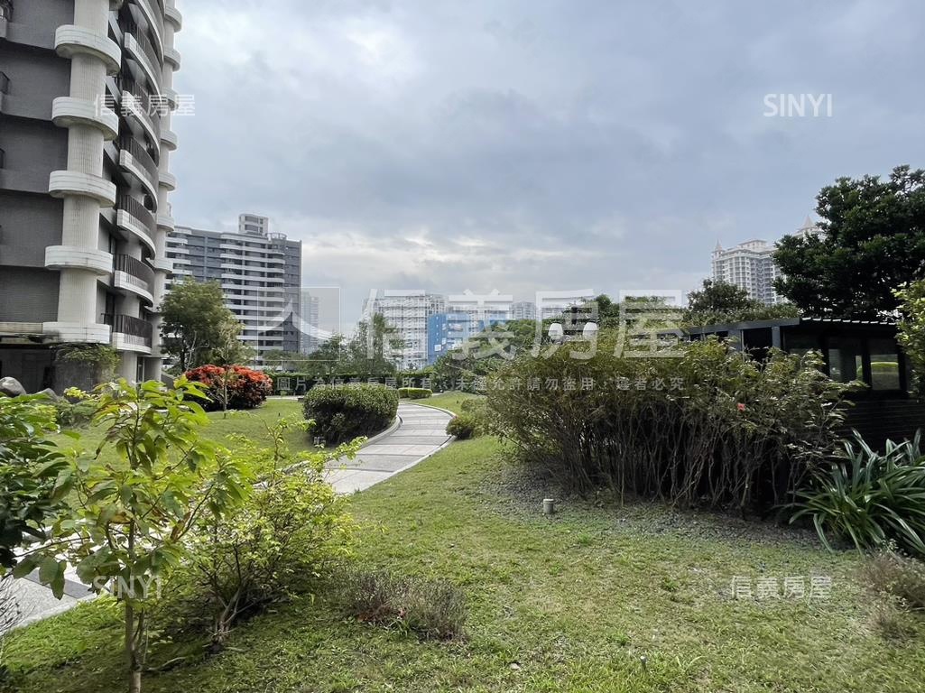 淡水心之界３房雙車位房屋室內格局與周邊環境