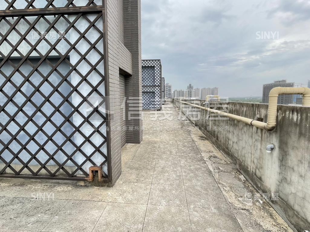 淡水心之界３房雙車位房屋室內格局與周邊環境