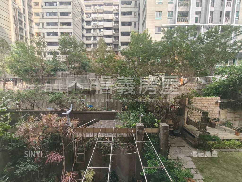 山海大地捷運首購三房房屋室內格局與周邊環境