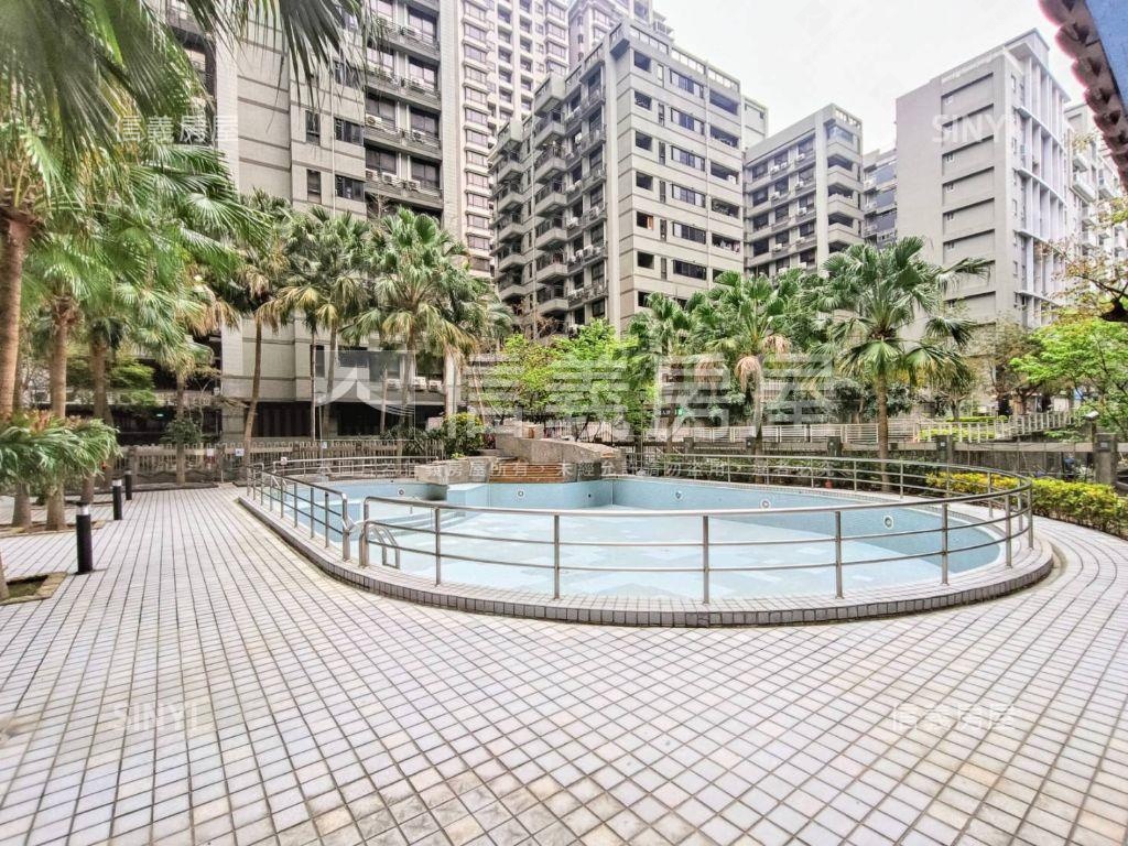 山海大地捷運首購三房房屋室內格局與周邊環境