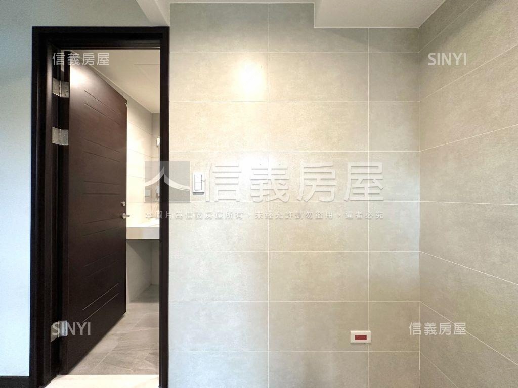 水湳純寓採光朝南三房平車房屋室內格局與周邊環境