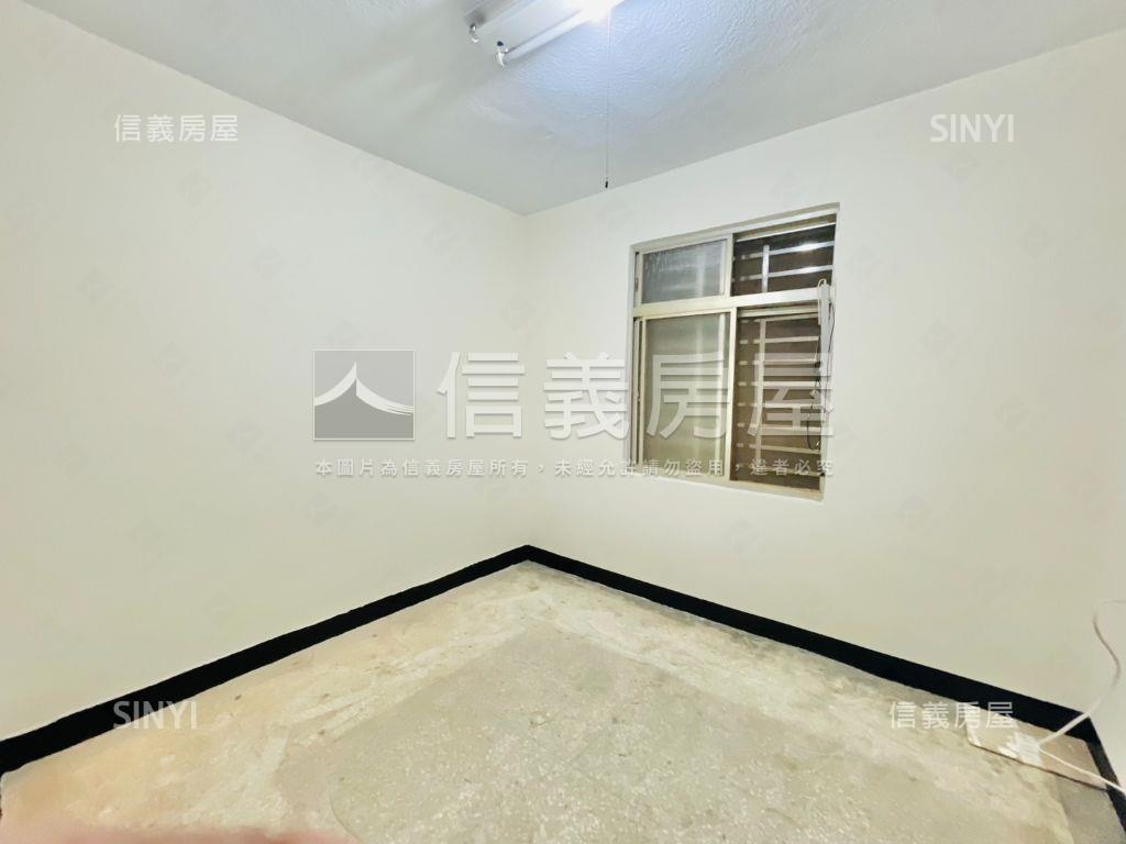 黃金連城一樓房屋室內格局與周邊環境