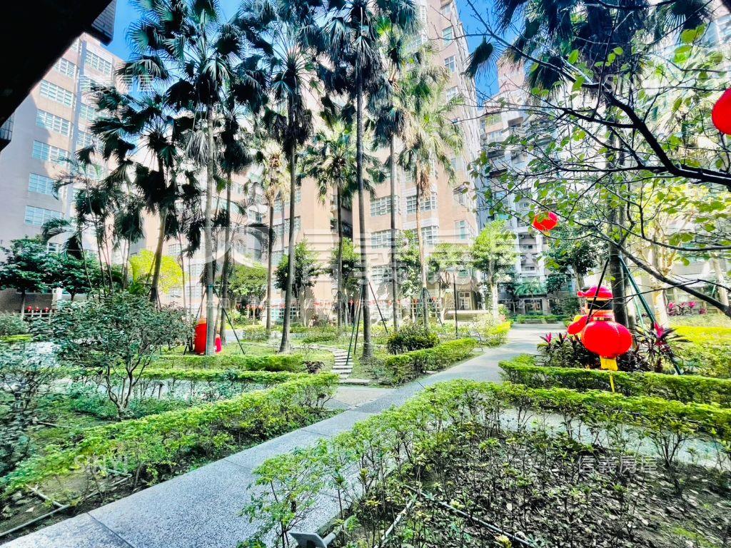 捷運開車都方便一樓房屋室內格局與周邊環境