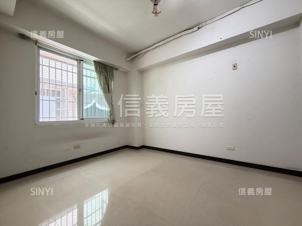 千松自在大面寬震後別墅房屋室內格局與周邊環境