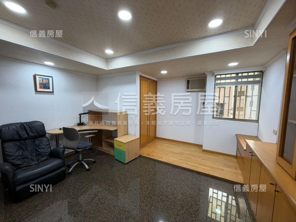 成大首選四房平車房屋室內格局與周邊環境