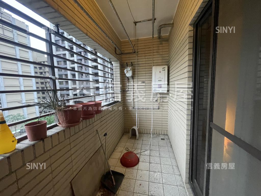 捷運壹房附車位房屋室內格局與周邊環境