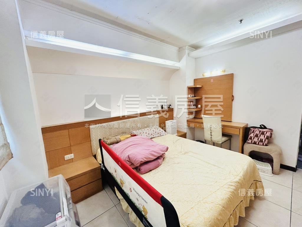 ✨星光大道．三房平面車位房屋室內格局與周邊環境