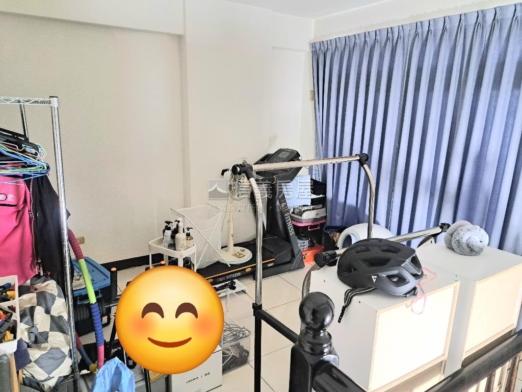 學區旁臨路車庫品味緻美墅房屋室內格局與周邊環境