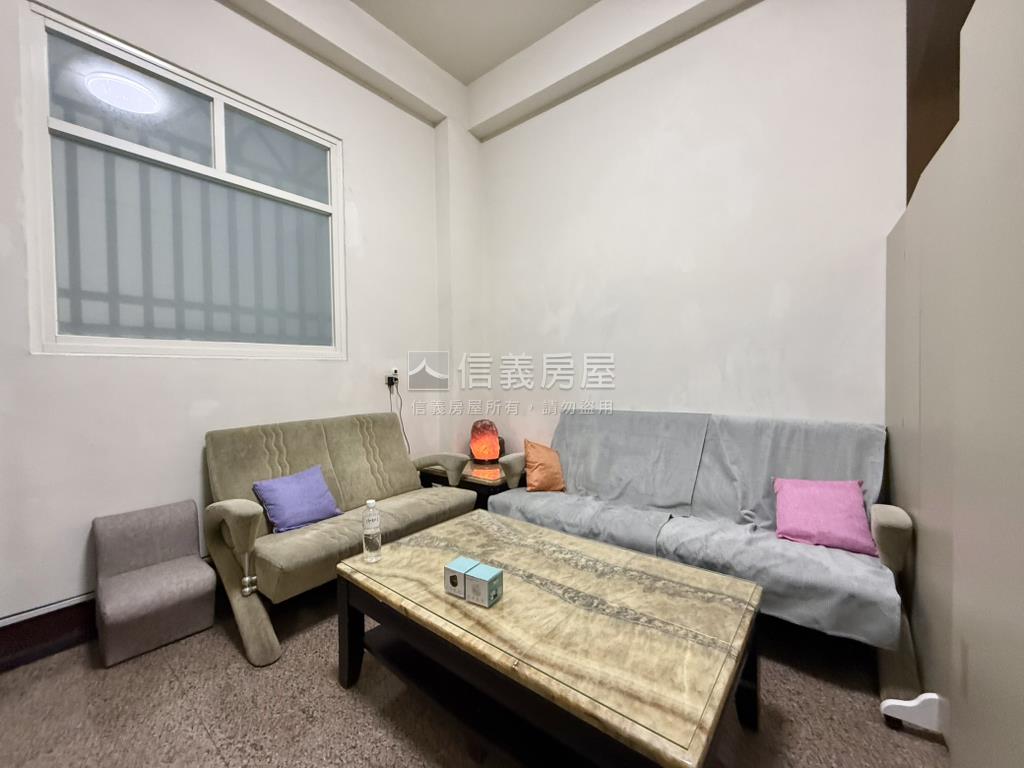 中科後花園臨路透天房屋室內格局與周邊環境