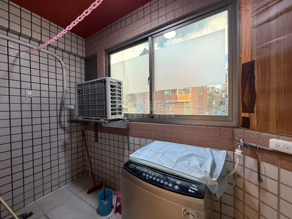中科後花園臨路透天房屋室內格局與周邊環境