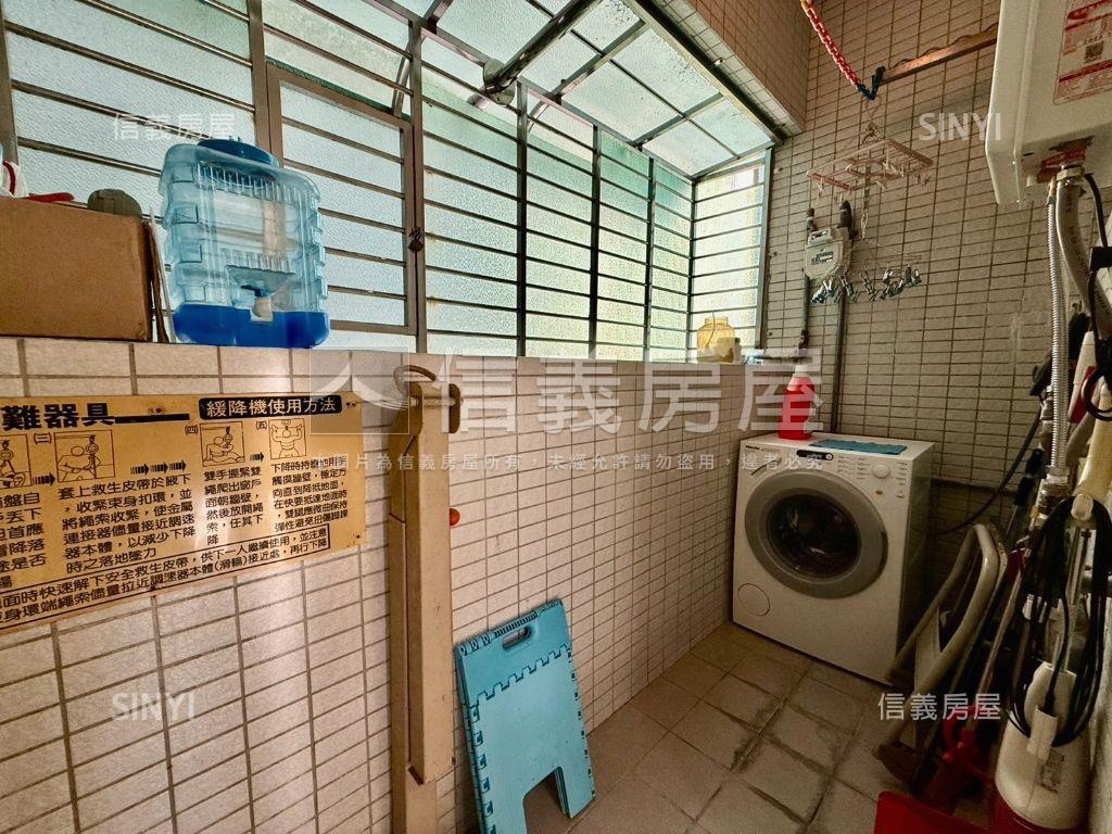 麗湖山莊２房房屋室內格局與周邊環境