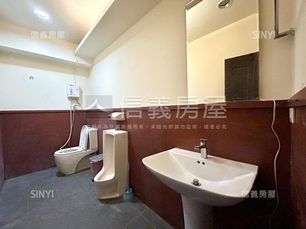 正北興路雙線道漂亮金店面房屋室內格局與周邊環境