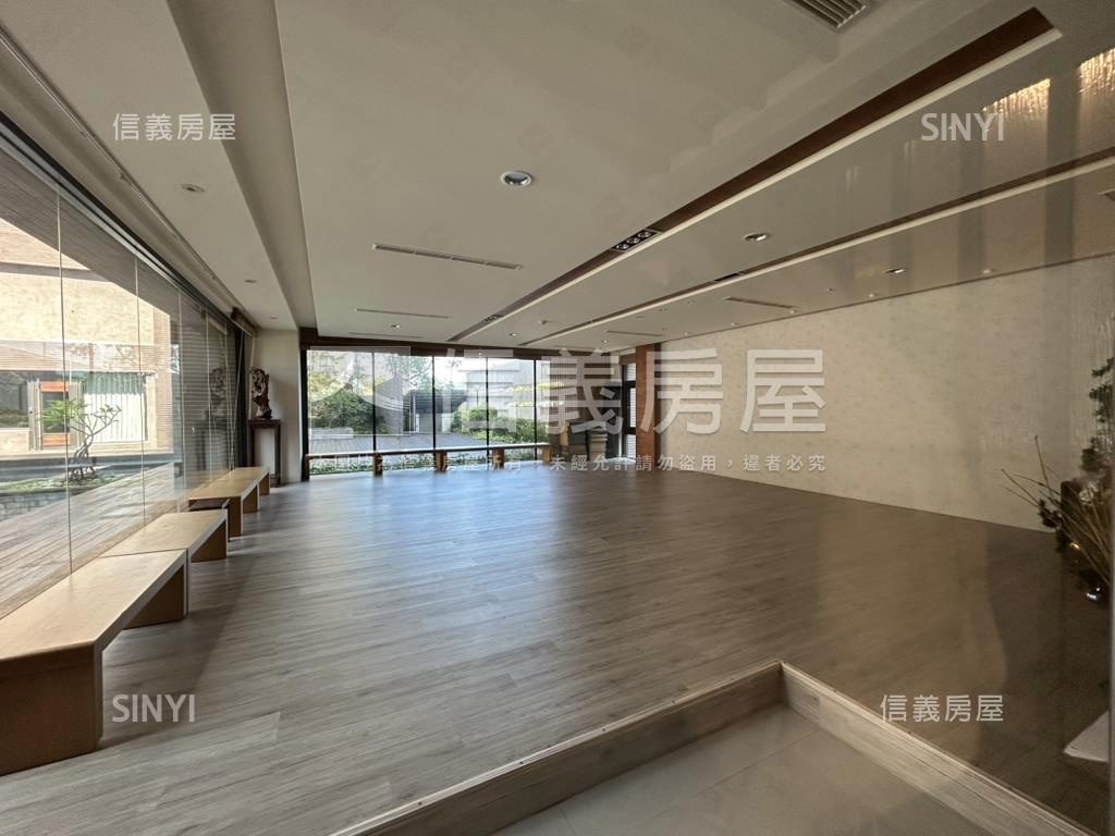 正北興路雙線道漂亮金店面房屋室內格局與周邊環境