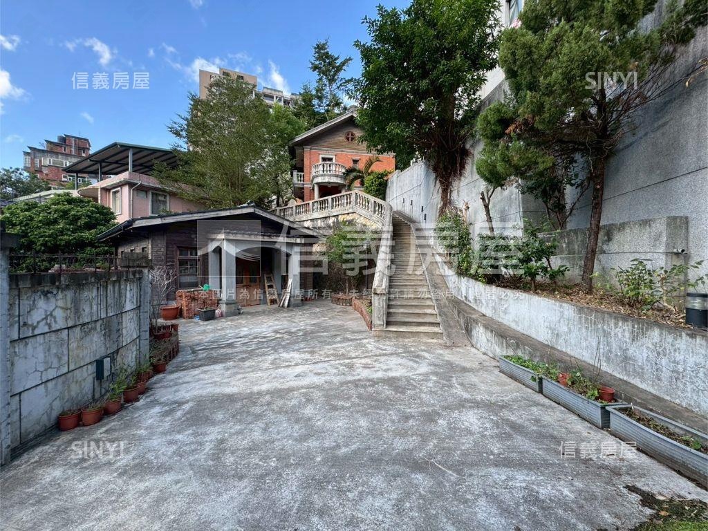 溫泉路銀光巷百坪土地房屋室內格局與周邊環境