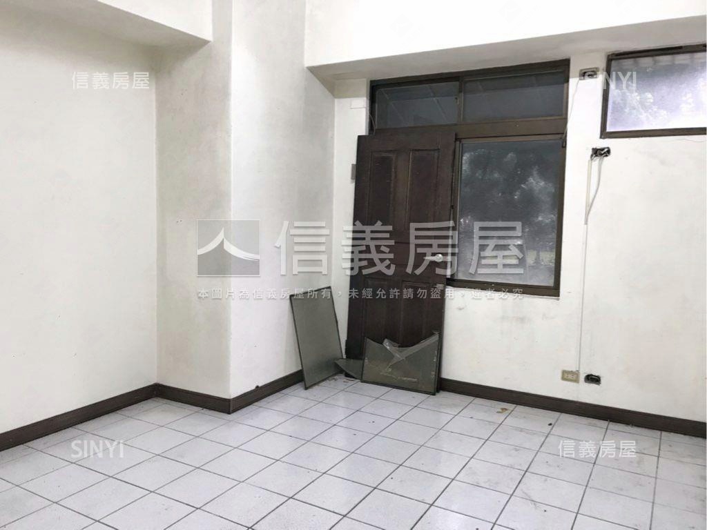 麗園國宅面公園景觀一樓房屋室內格局與周邊環境