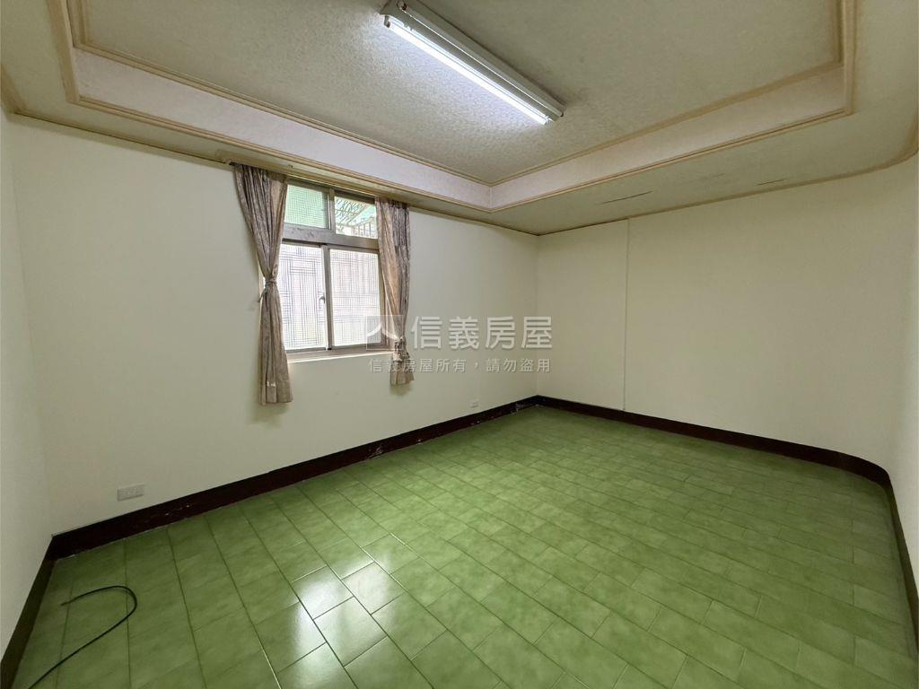 仁政街一層一戶景觀公寓房屋室內格局與周邊環境