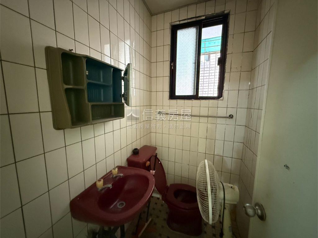 仁政街一層一戶景觀公寓房屋室內格局與周邊環境