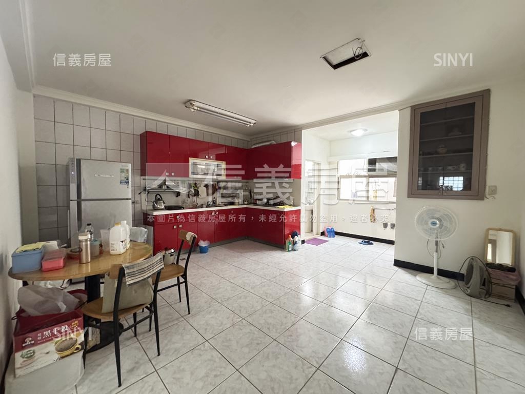 山東路透天房屋室內格局與周邊環境