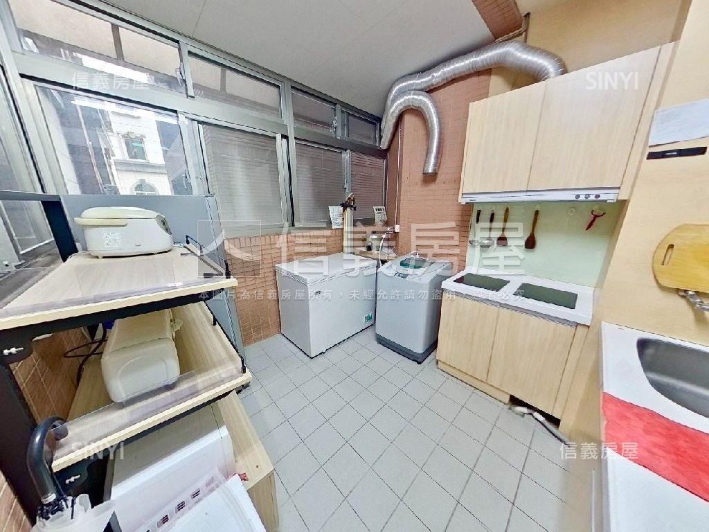 中山‧商三‧精美邊間店辦房屋室內格局與周邊環境