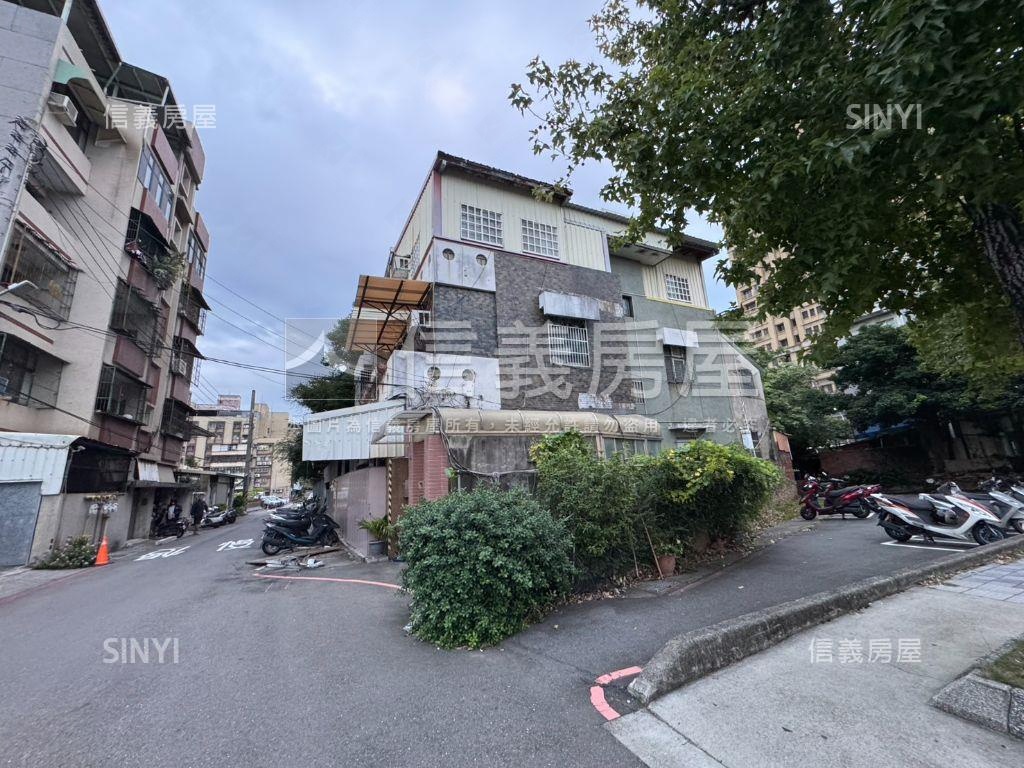 獨棟新竹後站魔術邊間透天房屋室內格局與周邊環境