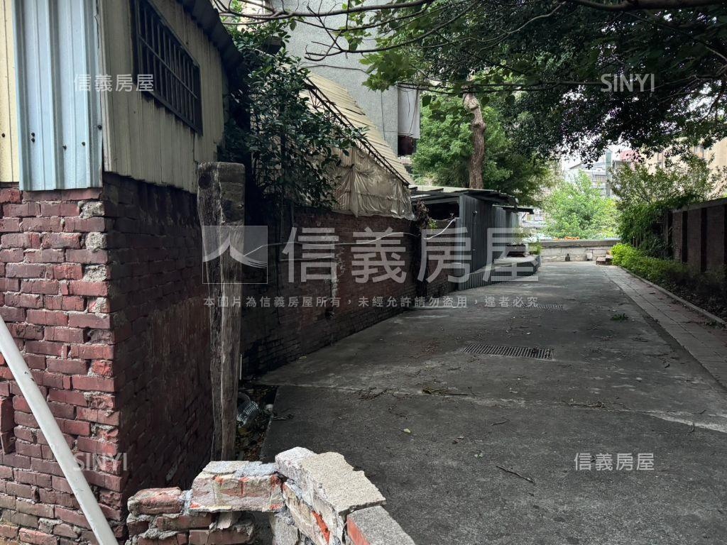 獨棟新竹後站魔術邊間透天房屋室內格局與周邊環境