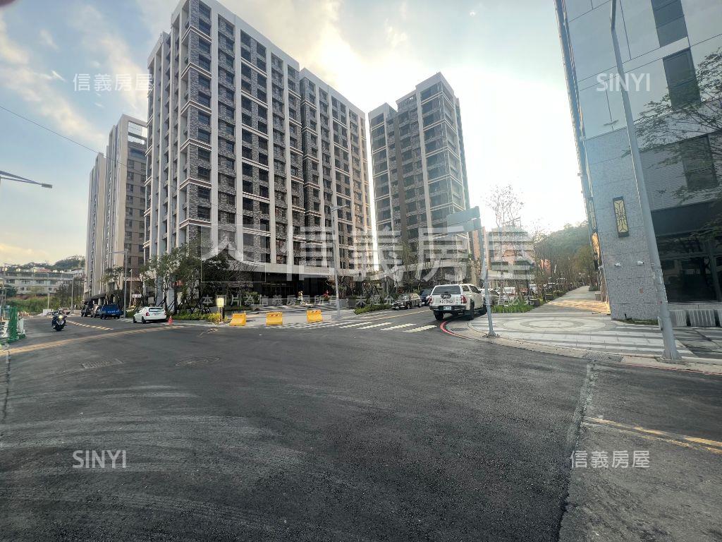 富廣和合三房雙車位房屋室內格局與周邊環境