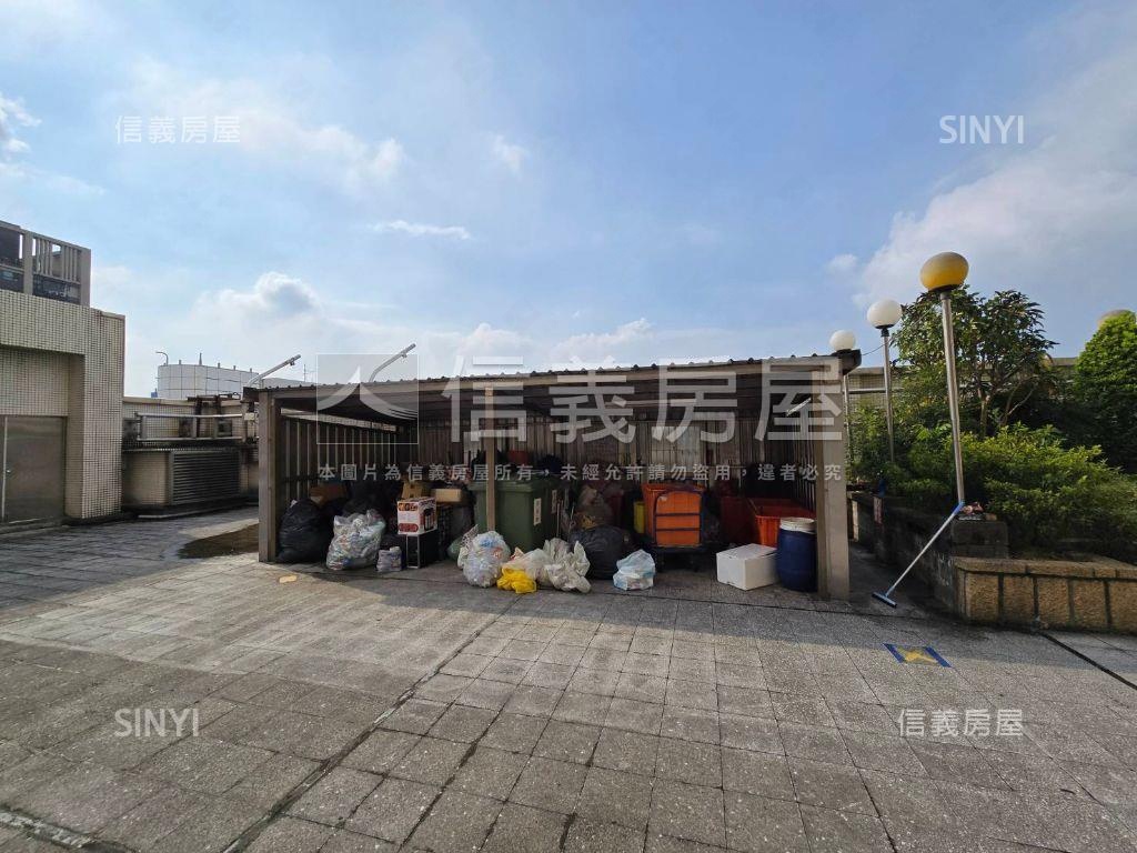 近桃園火車站在統領旁商辦房屋室內格局與周邊環境