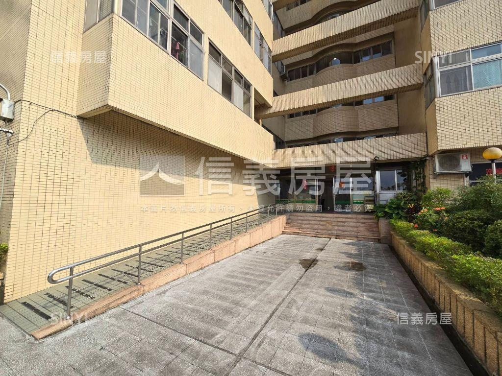 近桃園火車站在統領旁商辦房屋室內格局與周邊環境