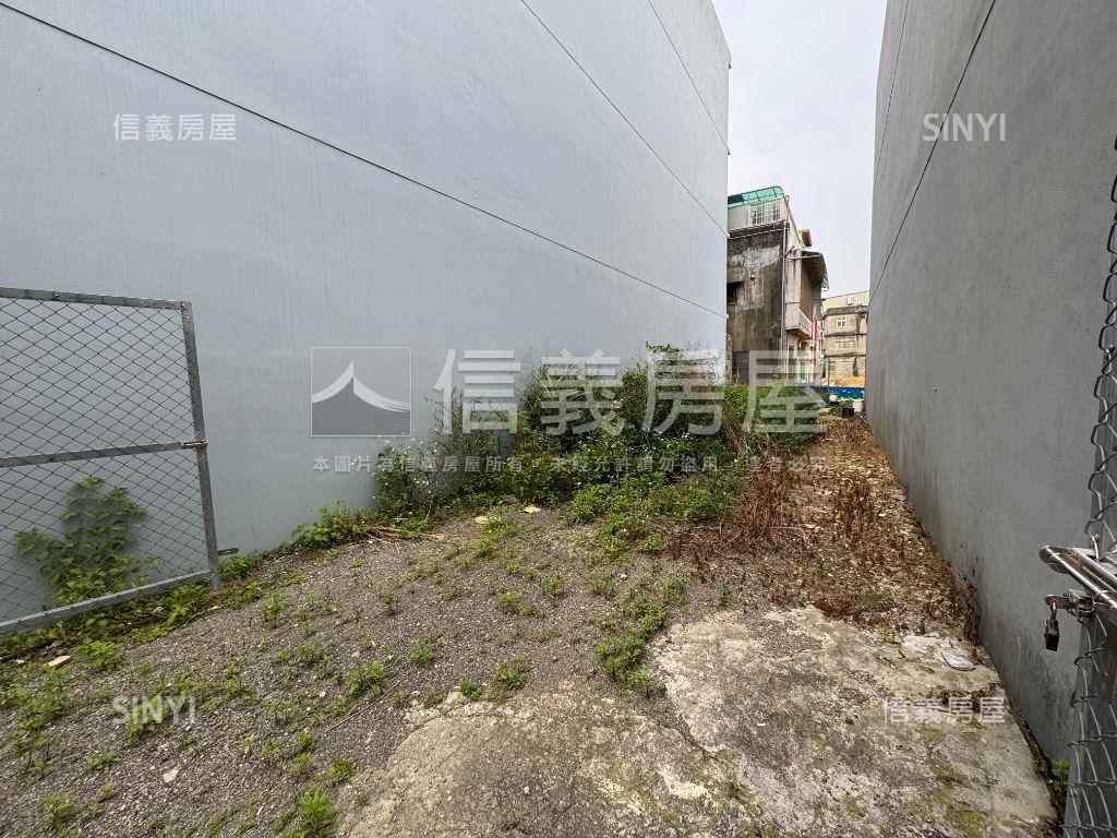 專任☆環北重劃旁方正土地房屋室內格局與周邊環境