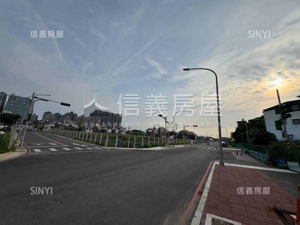 專任☆環北重劃旁方正土地房屋室內格局與周邊環境