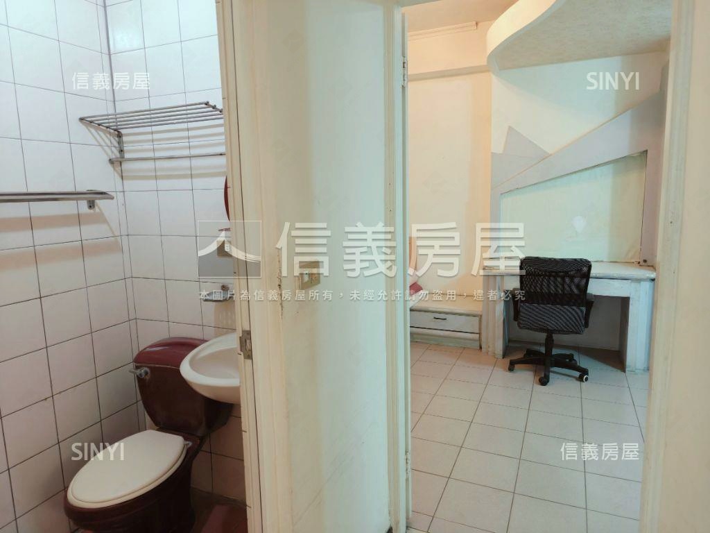 三面採光近１４期捷運美寓房屋室內格局與周邊環境