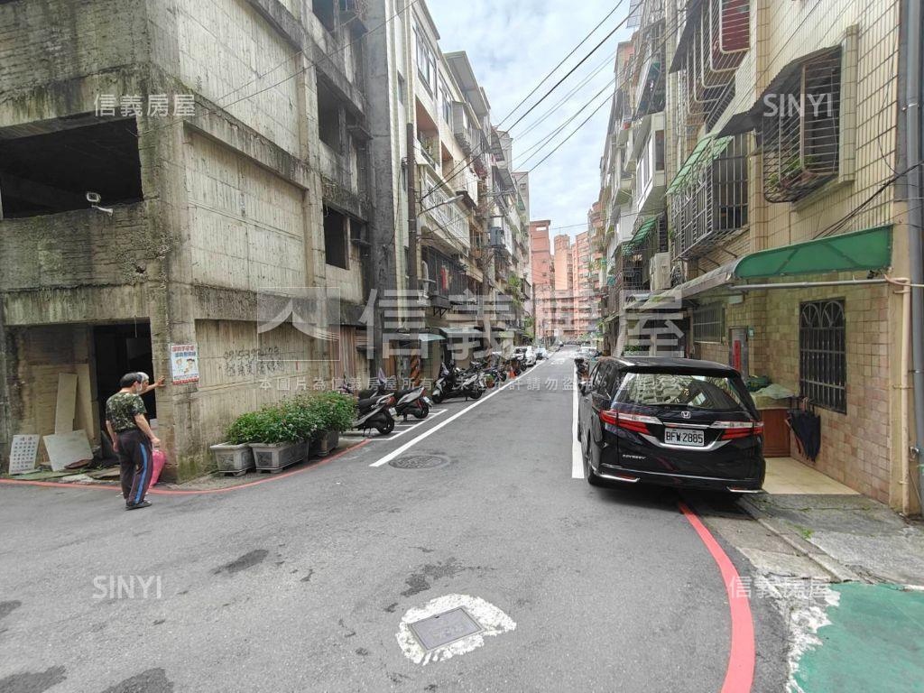 台北國寶收租好屋房屋室內格局與周邊環境