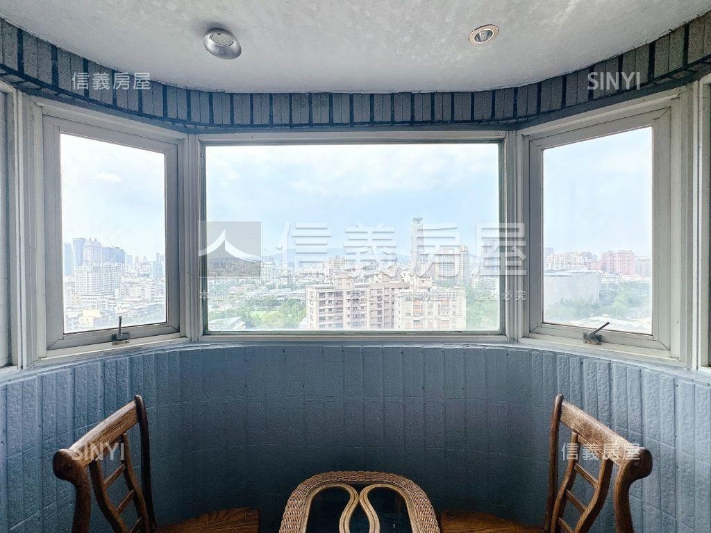 上景科工館三房高樓附車位房屋室內格局與周邊環境
