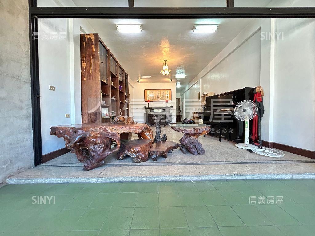 稀有釋出近美術館臨路透天房屋室內格局與周邊環境