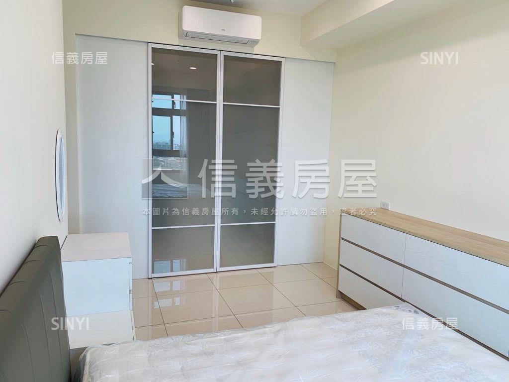 微笑世紀２房平車房屋室內格局與周邊環境