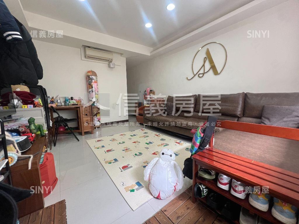三和捷運溫馨頂加房屋室內格局與周邊環境