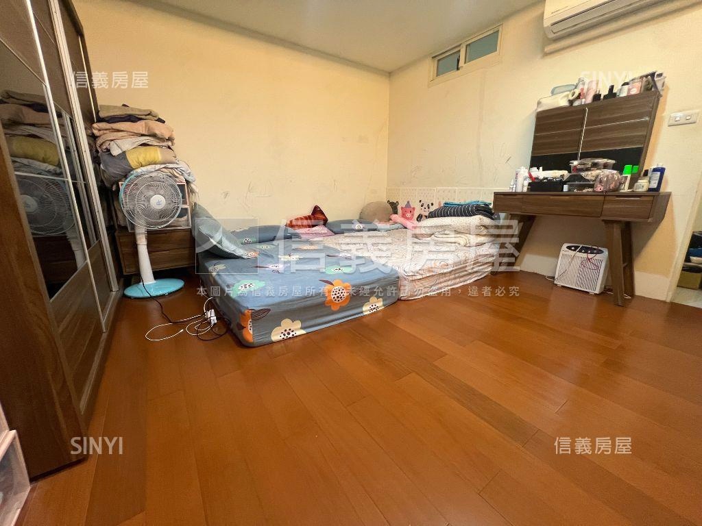 三和捷運溫馨頂加房屋室內格局與周邊環境