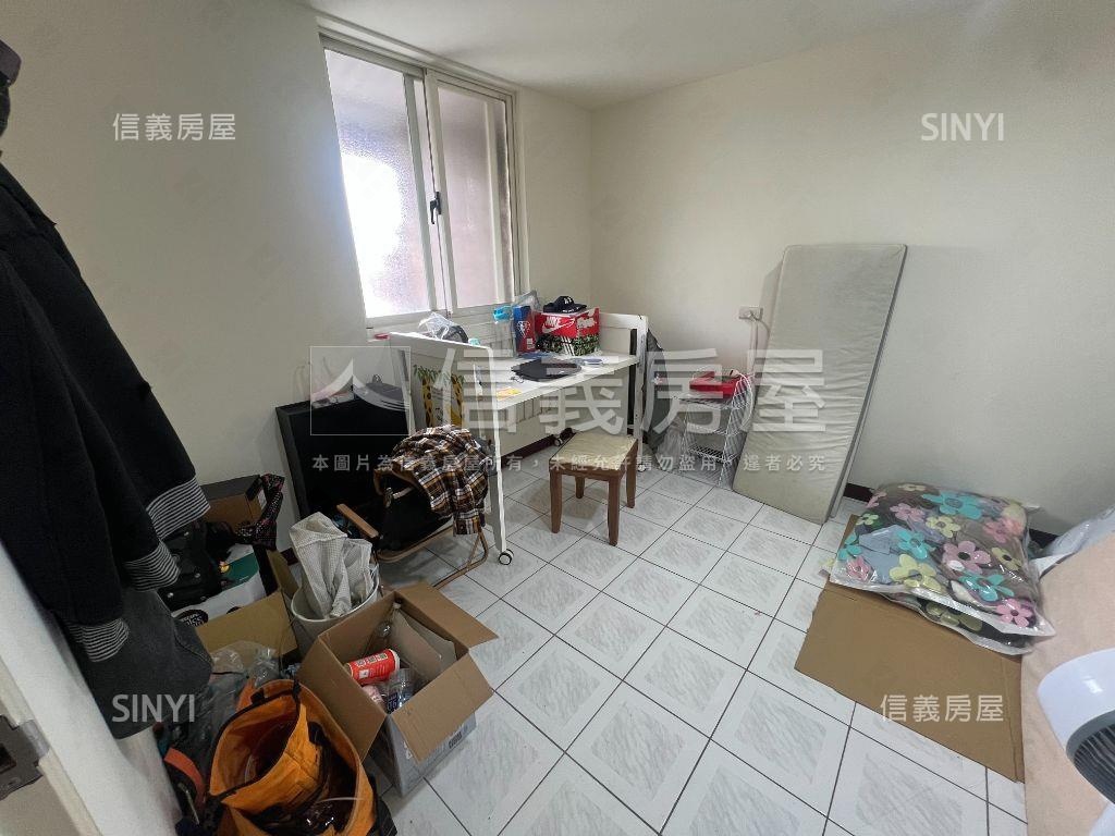 三和捷運溫馨頂加房屋室內格局與周邊環境
