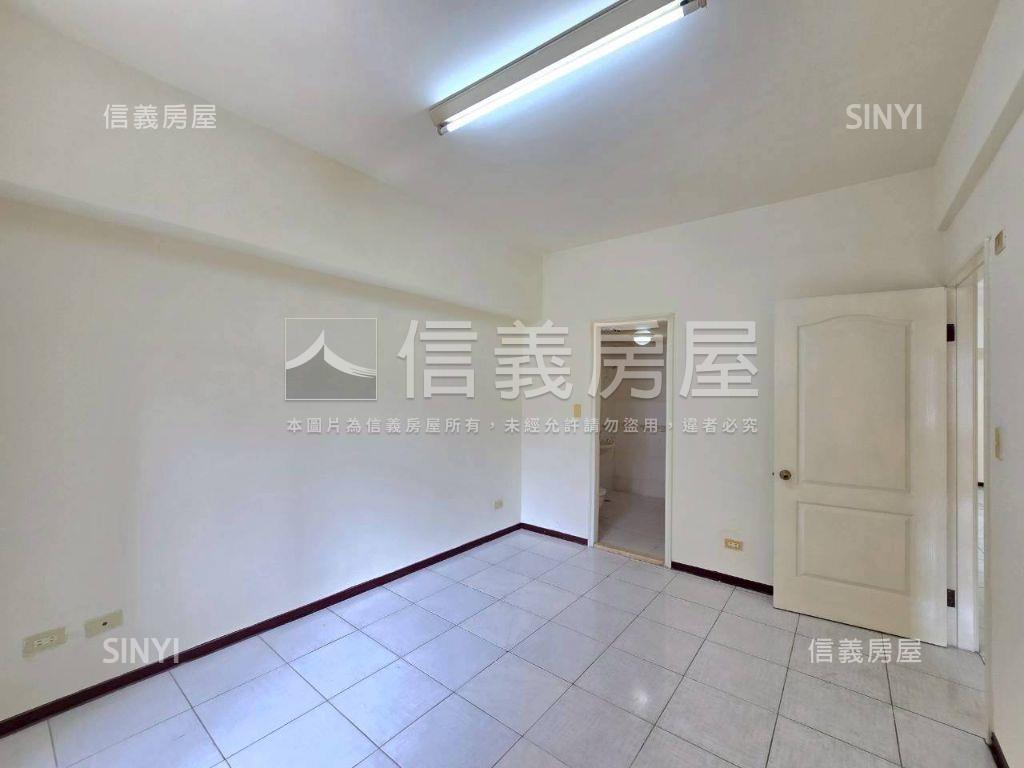║家綠寶║三房採光附車位房屋室內格局與周邊環境