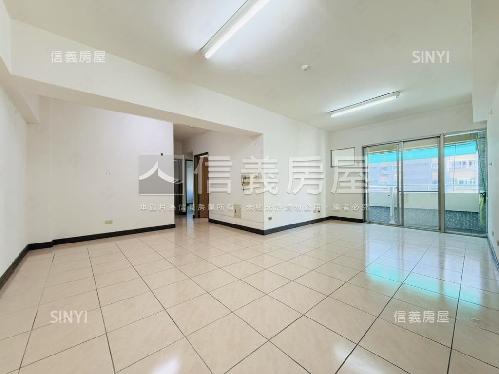 大林樹景美三房平車房屋室內格局與周邊環境