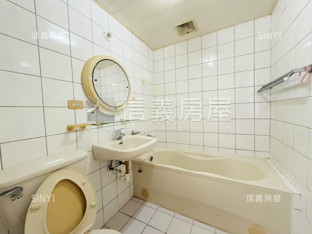 大林樹景美三房平車房屋室內格局與周邊環境