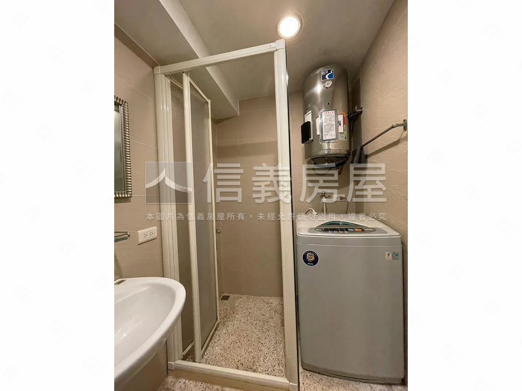 雙連捷運美裝２房房屋室內格局與周邊環境