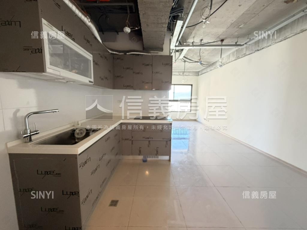 浩瀚森之道面園道三房平車房屋室內格局與周邊環境