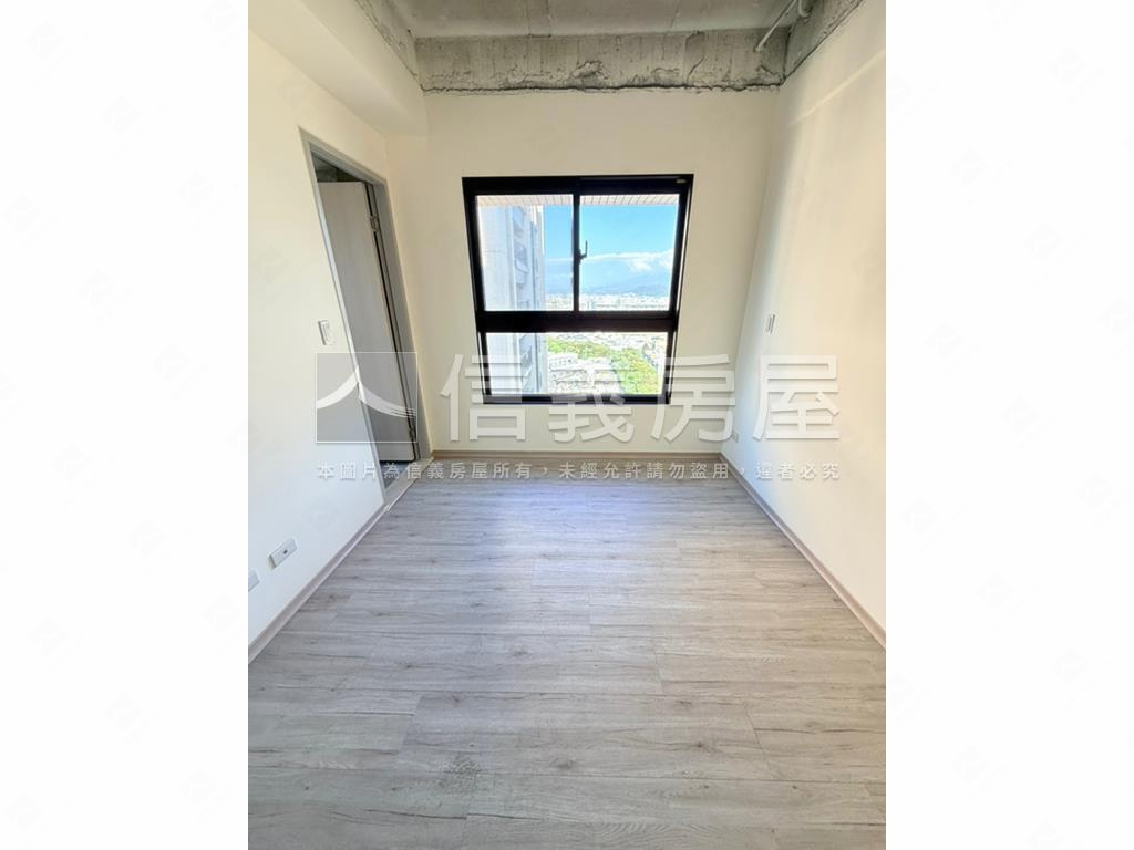 浩瀚森之道面園道三房平車房屋室內格局與周邊環境