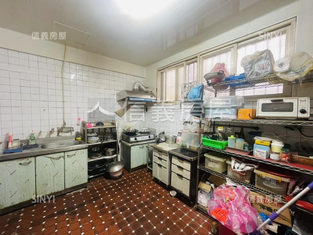 北園聖功書香透天房屋室內格局與周邊環境