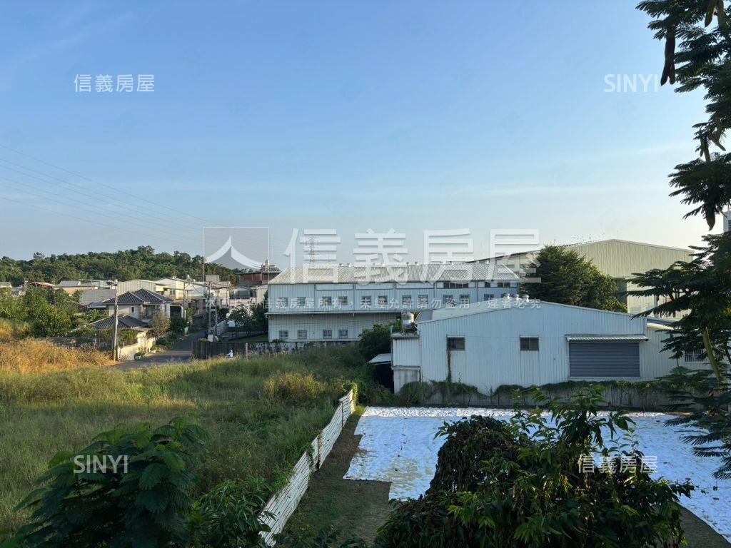 近仁雄商圈低總透天房屋室內格局與周邊環境