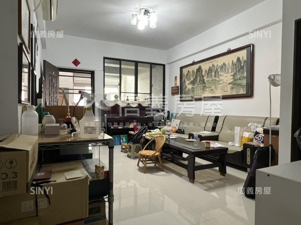 近大灣屋況佳美透房屋室內格局與周邊環境